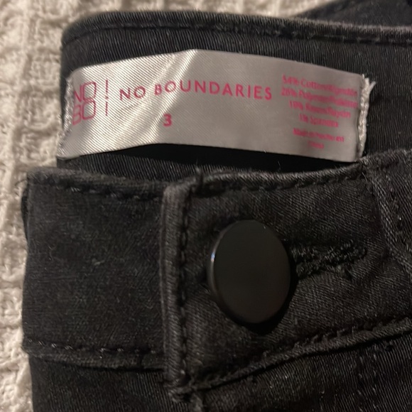 4 button jeggings - Picture 2 of 3